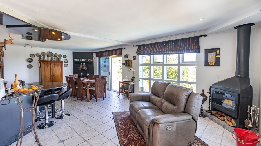 4 Bedroom Property for Sale in Rome Glen Western Cape